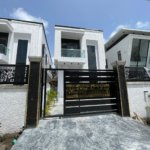 CONTEMPORARY LUXURY FINISHED 4 BEDROOM FULLY DETACHED DUPLEX + BQ
